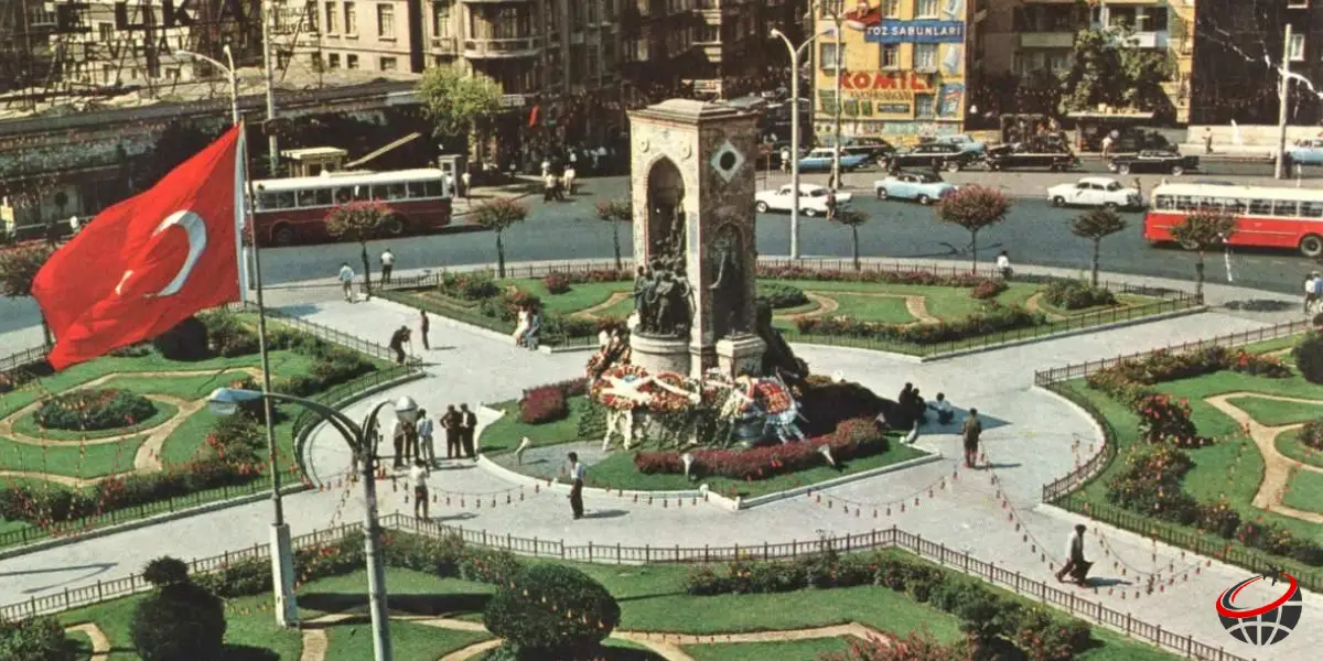 تاریخچه میدان تکسیم
